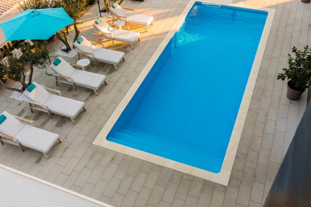Olive Tree Mansion Apartment วีร์ ภายนอก รูปภาพ