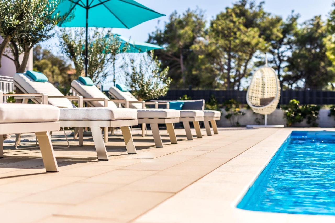 Olive Tree Mansion Apartment วีร์ ภายนอก รูปภาพ