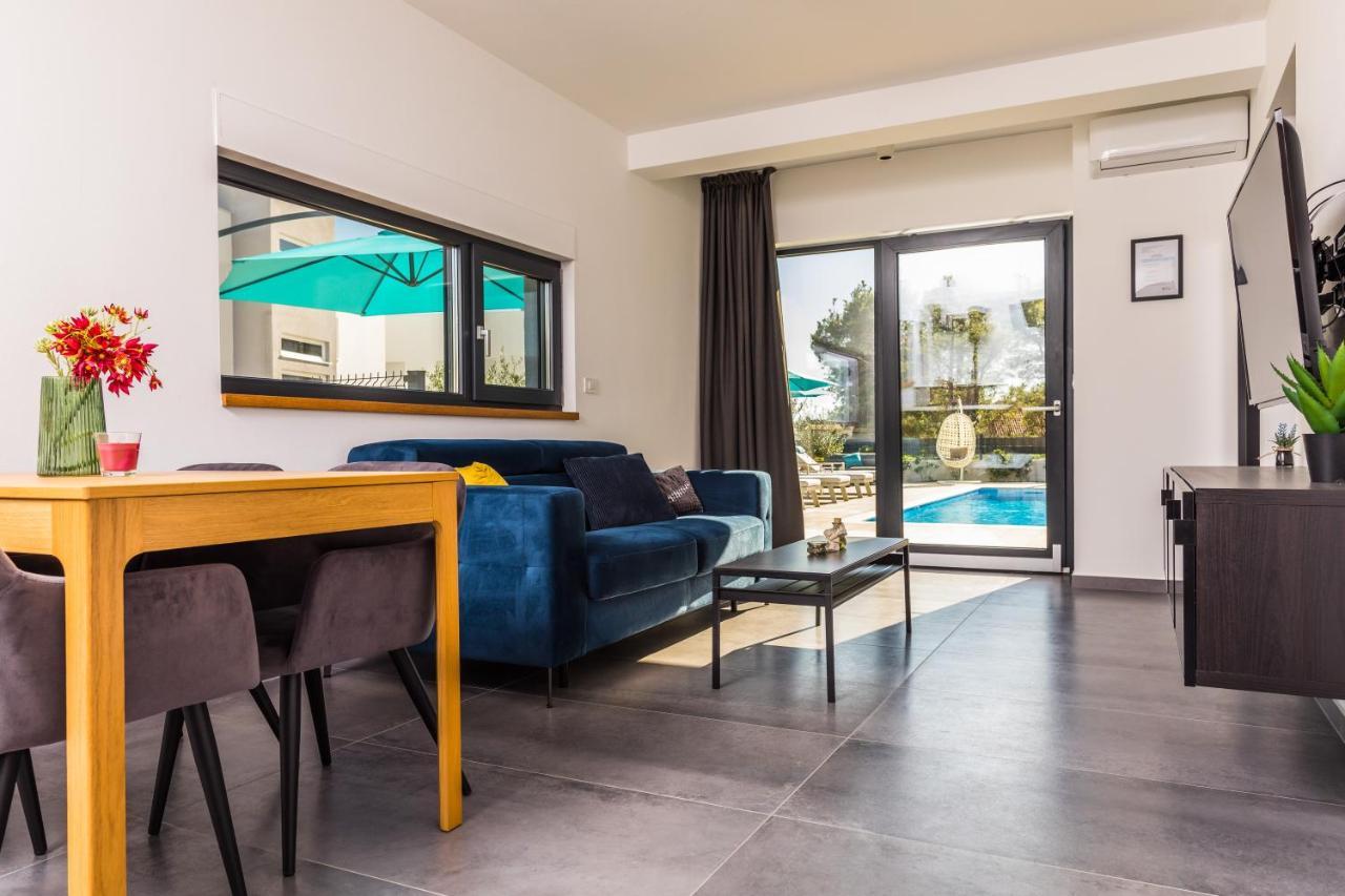 Olive Tree Mansion Apartment วีร์ ภายนอก รูปภาพ
