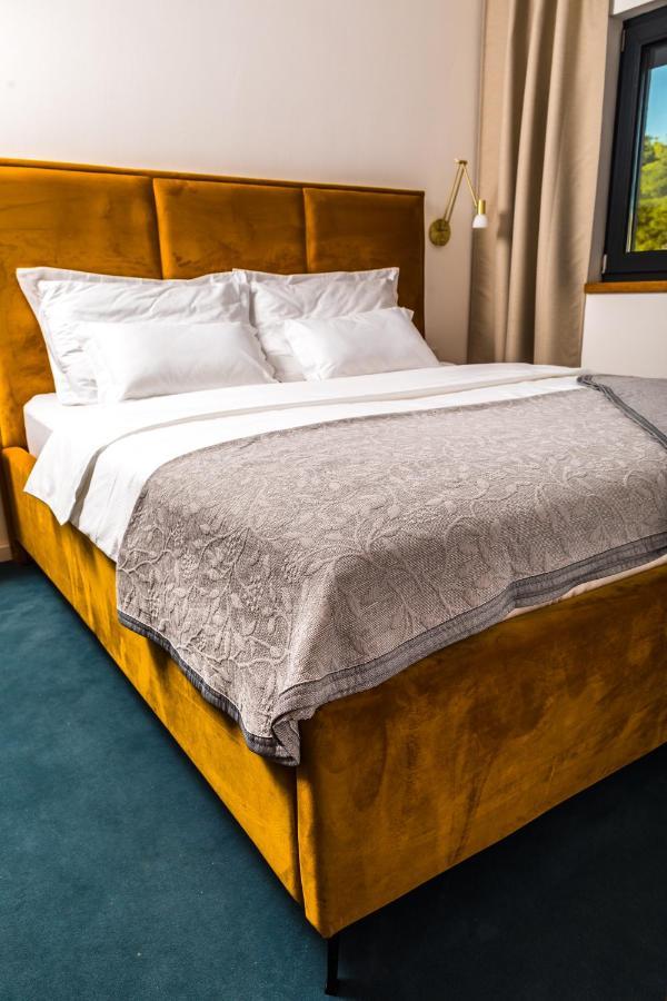 Olive Tree Mansion Apartment วีร์ ภายนอก รูปภาพ