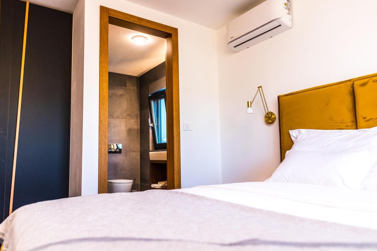 Olive Tree Mansion Apartment วีร์ ภายนอก รูปภาพ