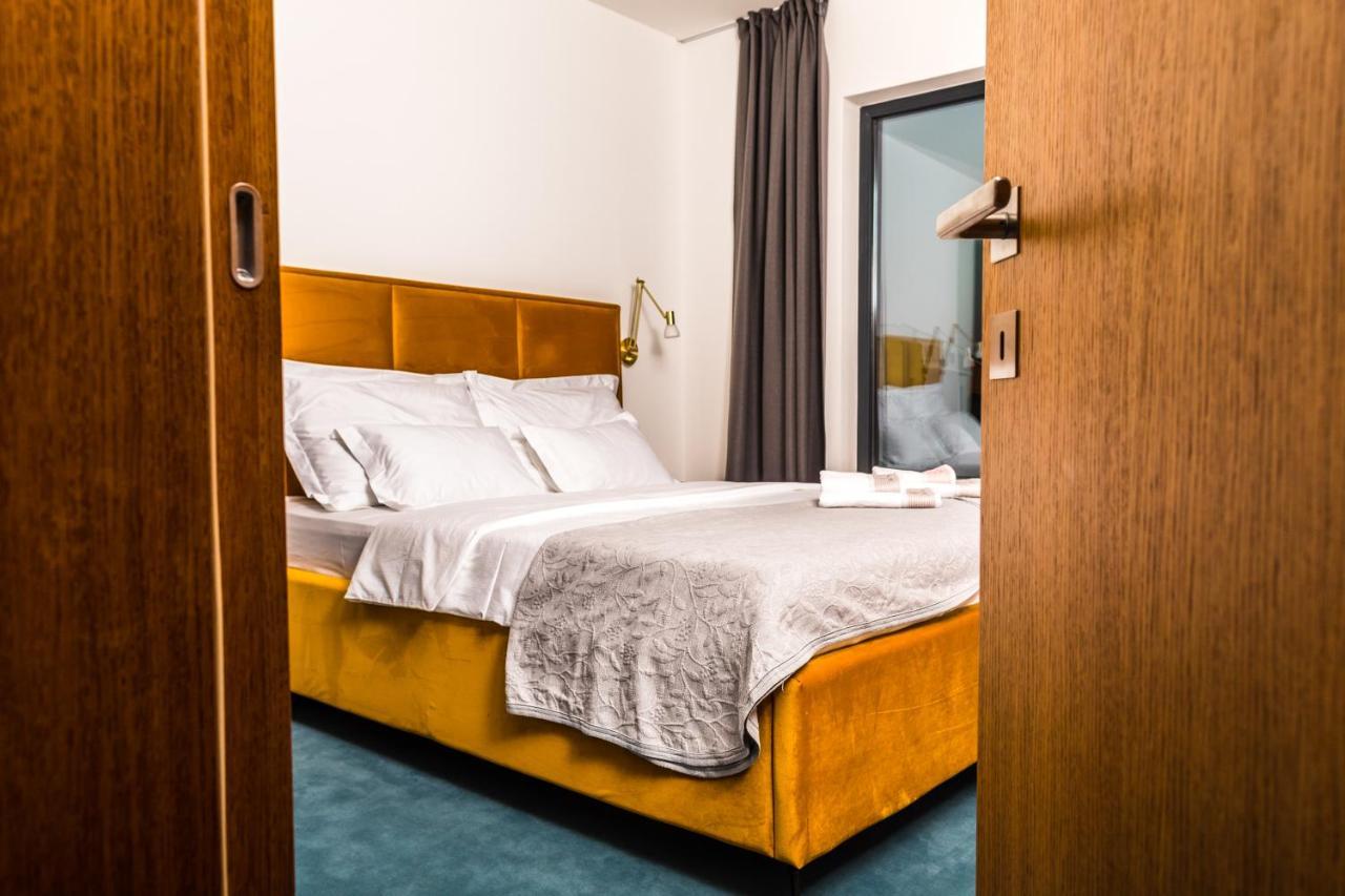 Olive Tree Mansion Apartment วีร์ ภายนอก รูปภาพ