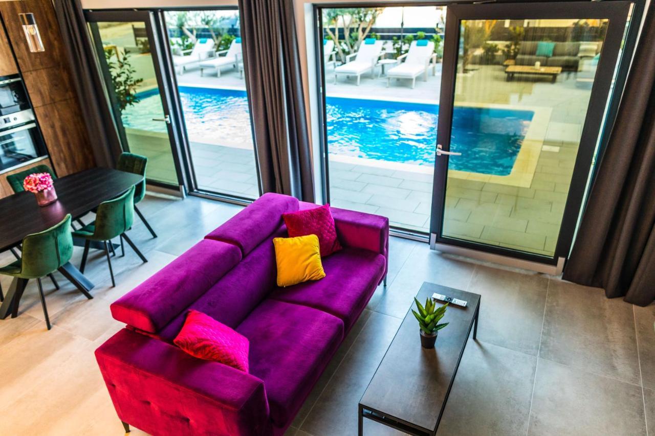Olive Tree Mansion Apartment วีร์ ภายนอก รูปภาพ